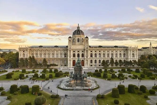 Kunsthistorisches Museum Vienna et Trésor impérial de Vienne