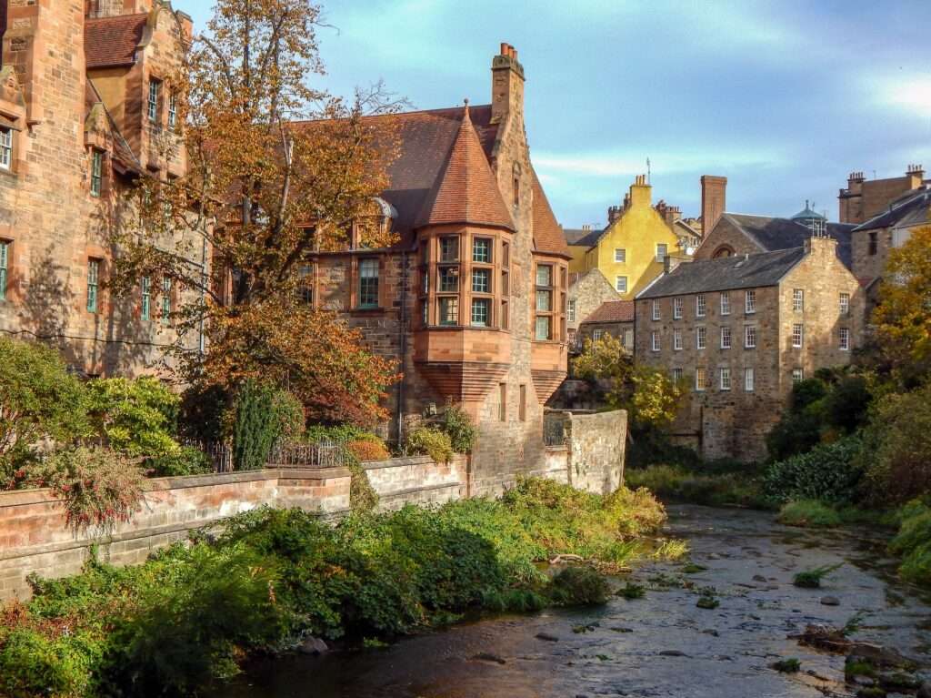 Best Destinations for Easter Holidays in Europe - Edinburgh, Scotland