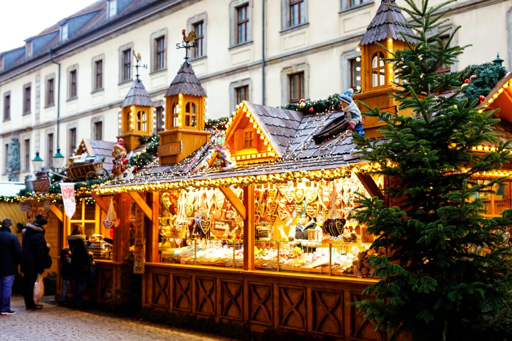 Mercado navideño, ciudad