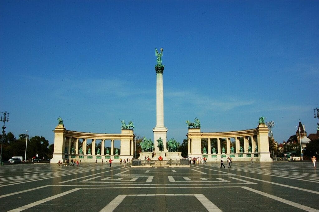 What language is spoken in Budapest