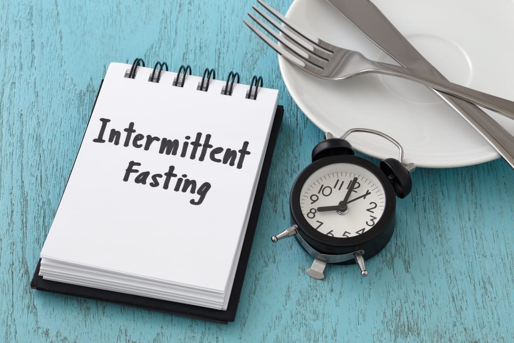 Intermittent fasting and utensils.