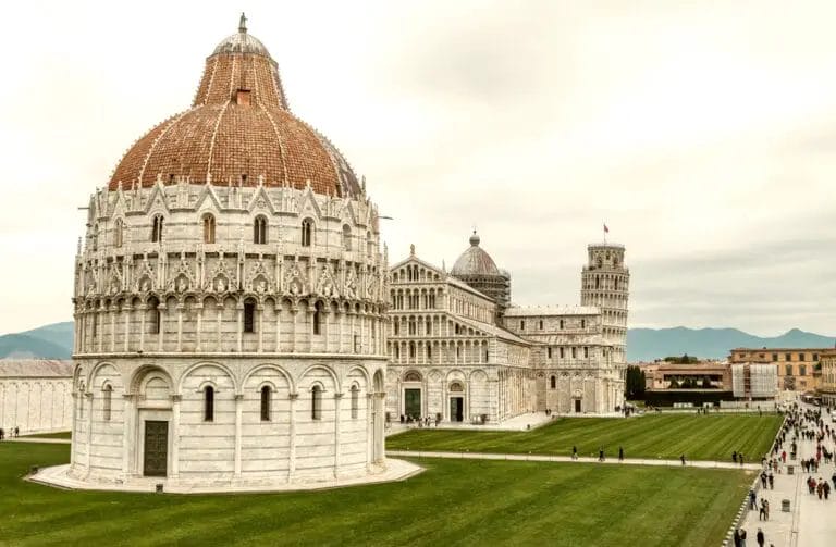 Die besten Dinge, die Sie während Ihrer Reise in Pisa, Italien, unternehmen können