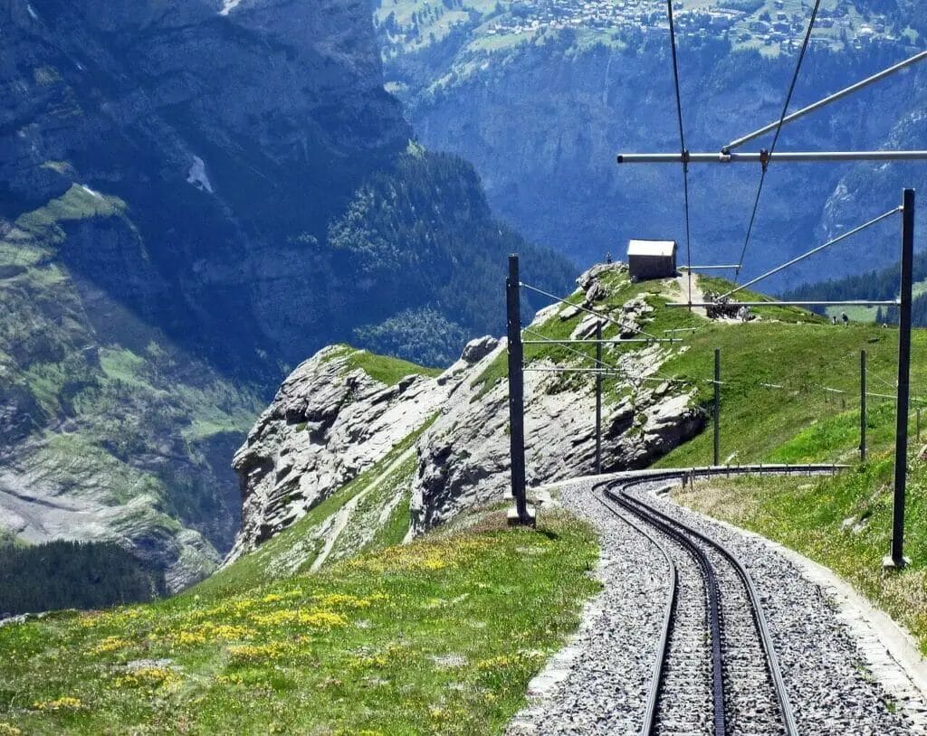 switzerland, jungfrau railway, descent-2110927.jpg